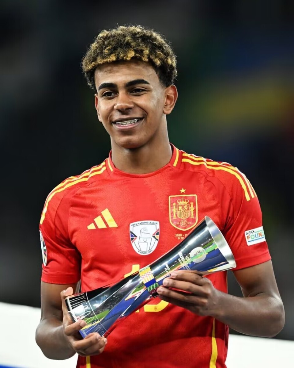 2025／26赛季英超：阿森纳三大主力伤情成谜，每个小时都非常关键（2025／26赛季英超焦点：阿森纳三大主力伤情未明，每小时都是关键时刻）