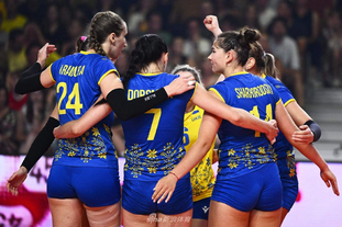 剑南春丨拜仁客场5-0大胜斯图加特，凯恩替补戴帽，莱默尔建功（剑南春丨拜仁客场5球横扫斯图加特：凯恩替补上演帽子戏法，莱默尔破门）