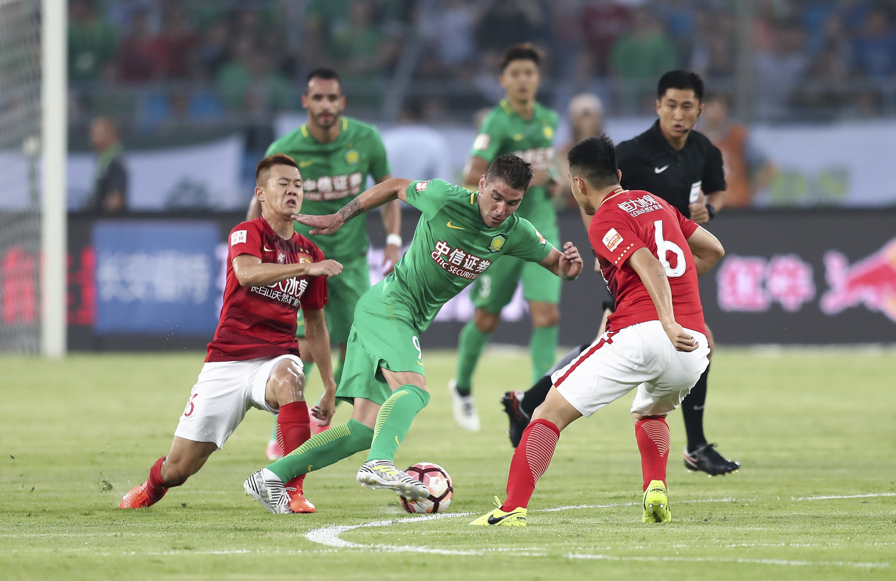 英超三强本轮欧冠比赛日小结English tea...（英超三强欧冠本轮综述：英伦茶叙）